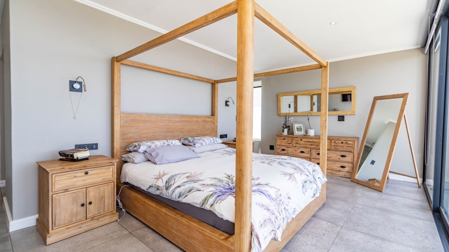 4 Bedroom Property for Sale in Le Grand Golf Estate Western Cape